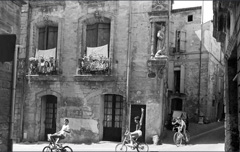 Photo de la ville de Pézenas,
                        ville d'art et d'hsitoire.