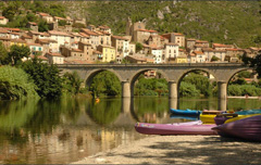 Photo du pittoresque village
                         de Roquebrun
